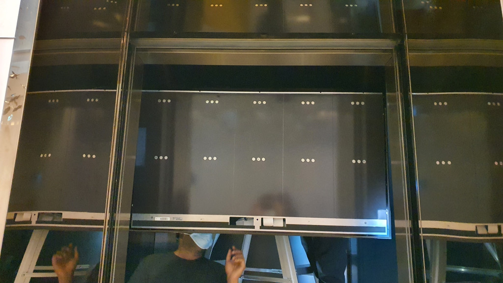 OLED SCREEN REPLACE WORK
