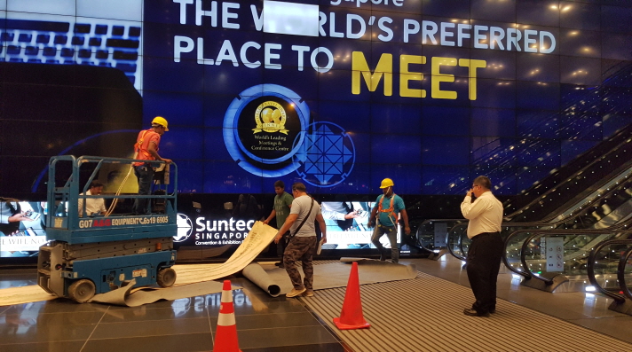 World record Big digital signage