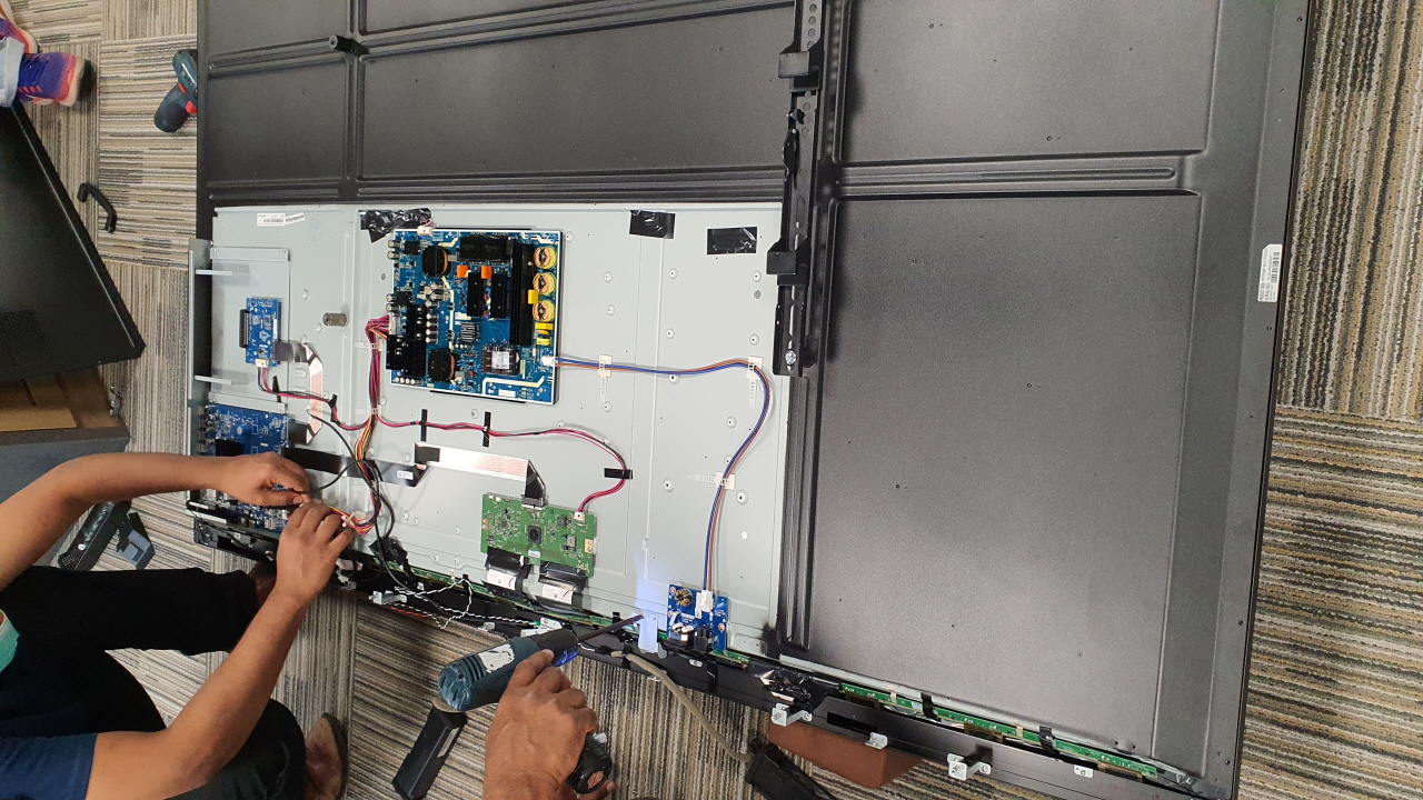 3 x 3 Video wall