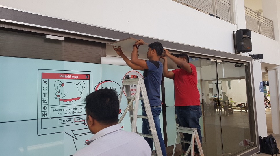 DIGITAL SIGNAGE / VENTILATION INSTALLATION