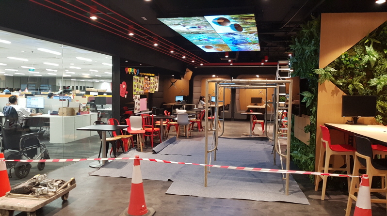 COMMERCIAL EVENT AND EXPO / EXIHIBITION
